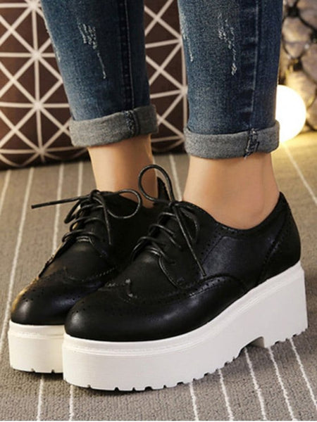 Stunning Engraving Solid Color Lace-Up Platform Shoes