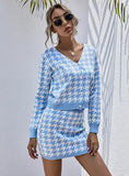 TWO-PIECE TURTLENECK SWEATER SET