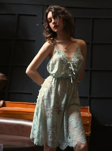 STRAP BACKLESS SEXY LACE HALTER DRESS