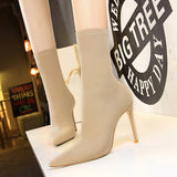 THIN POINTED ELASTIC BOOTIES