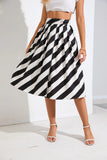 CONTRAST BLACK AND WHITE STRIPED PLEATED SKIRT
