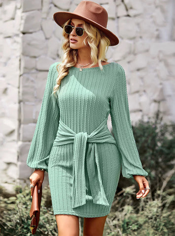 ROUND NECK SLIM HIP DRESS