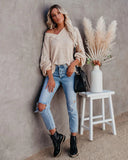 LOOSE V-NECK LANTERN SLEEVE TOP