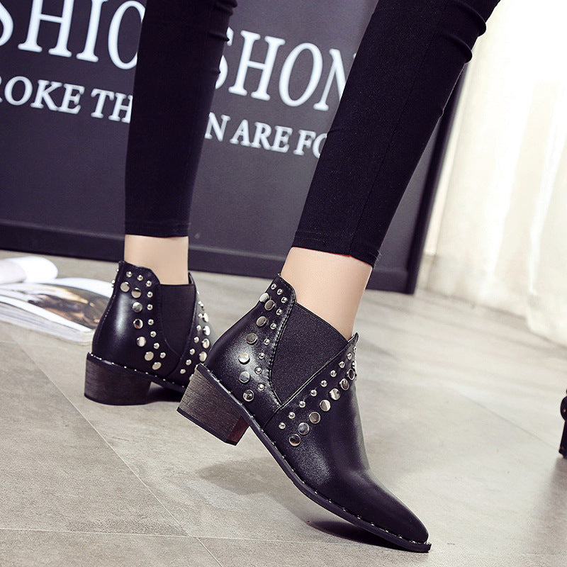 Gorgeous PU Leather Pointed Toe Low Heels Slip On Ladies Casual Shoes â Ncocon