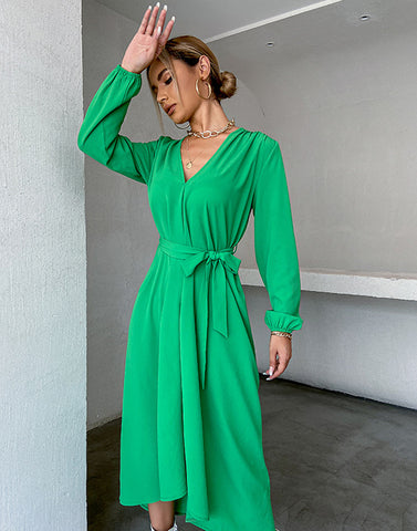 Fashion V-neck long-sleeved pleated lace-up dress