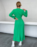 Fashion V-neck long-sleeved pleated lace-up dress