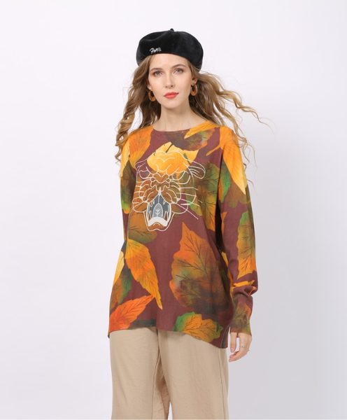 bottoming shirt simple fashion maple leaf background tiger print sweater