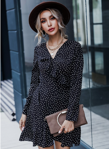 One-piece polka-dot long-sleeved V-neck dress