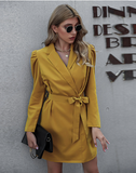 Candy-colored suit collar dress with lace waist